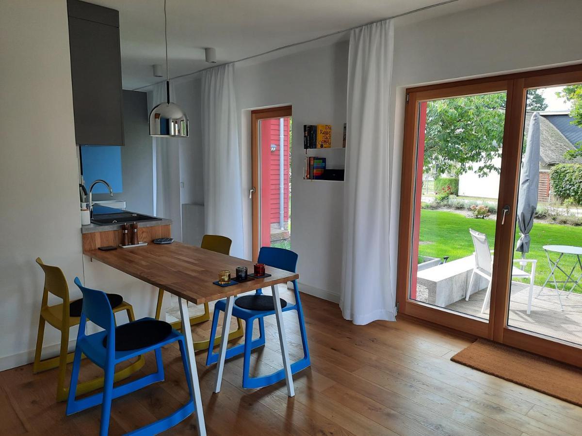 Ferienwohnung Rote Kate Born Exterior foto