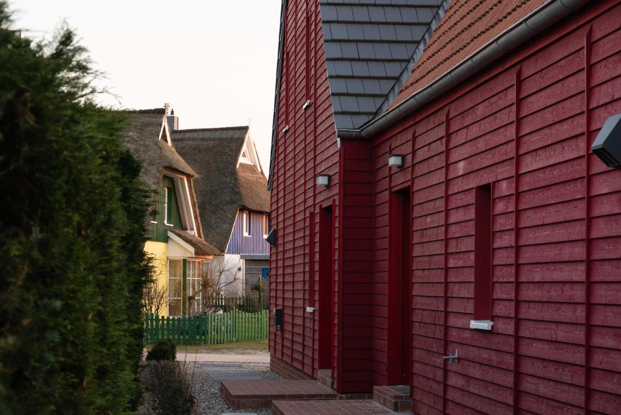 Ferienwohnung Rote Kate Born Exterior foto